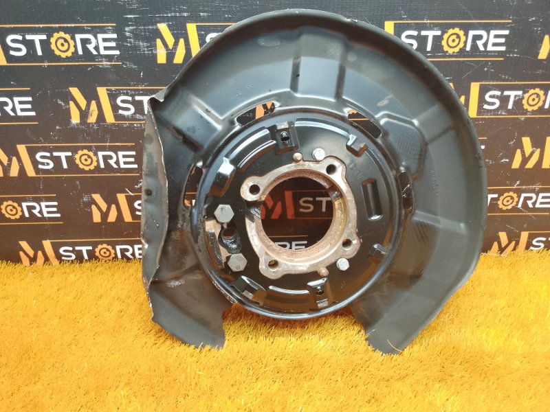 кулак поворотный, 1700 рублей, Красноярск