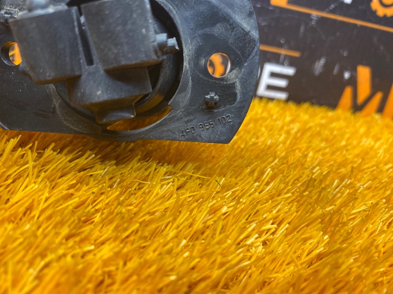 Форсунка омывателя фары, 500 рублей, Красноярск