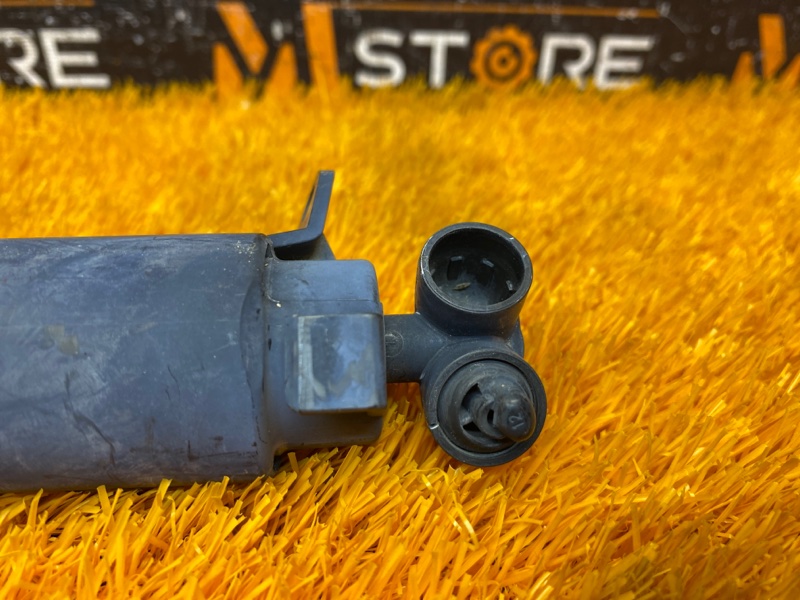 Форсунка омывателя фары, 1000 рублей, Красноярск