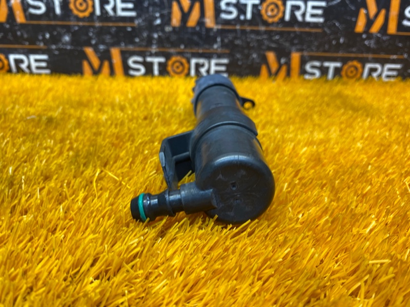 Форсунка омывателя фары, 1000 рублей, Красноярск