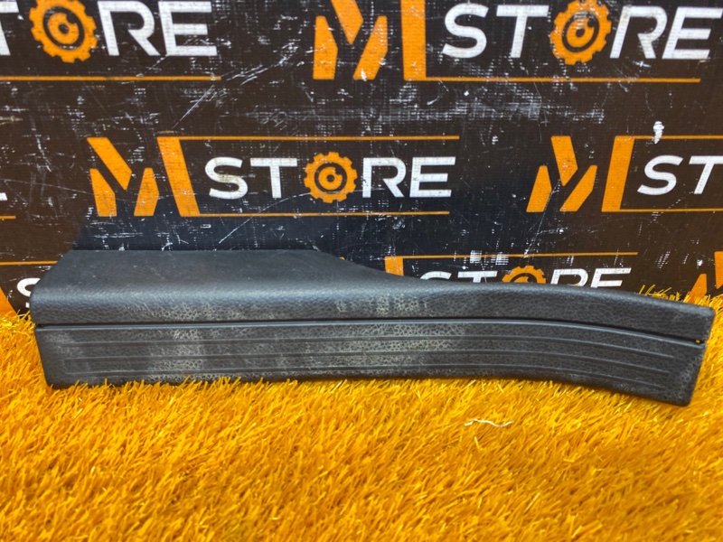 Накладка на порог салона, 300 рублей, Красноярск