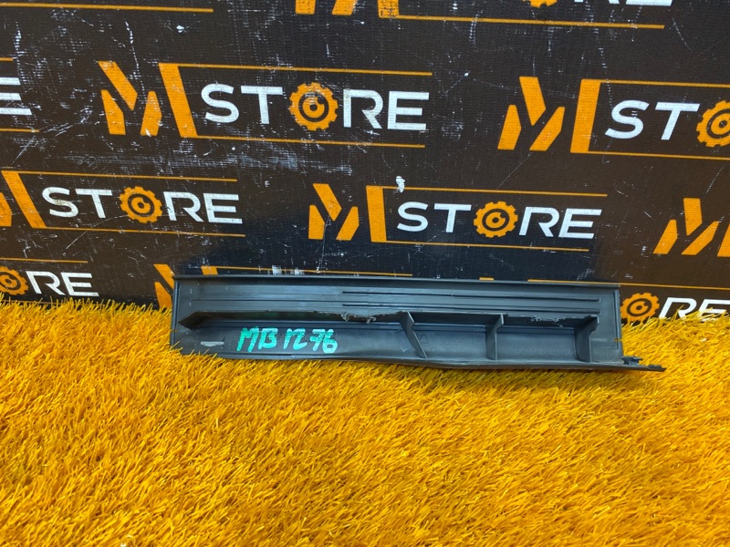 Накладка на порог салона, 300 рублей, Красноярск