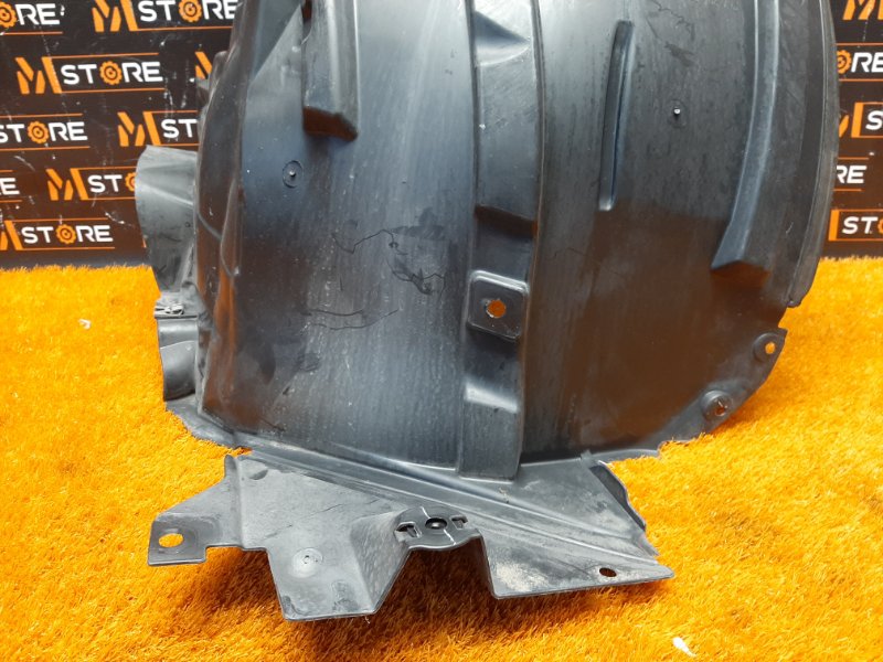 подкрылок, 3000 рублей, Красноярск