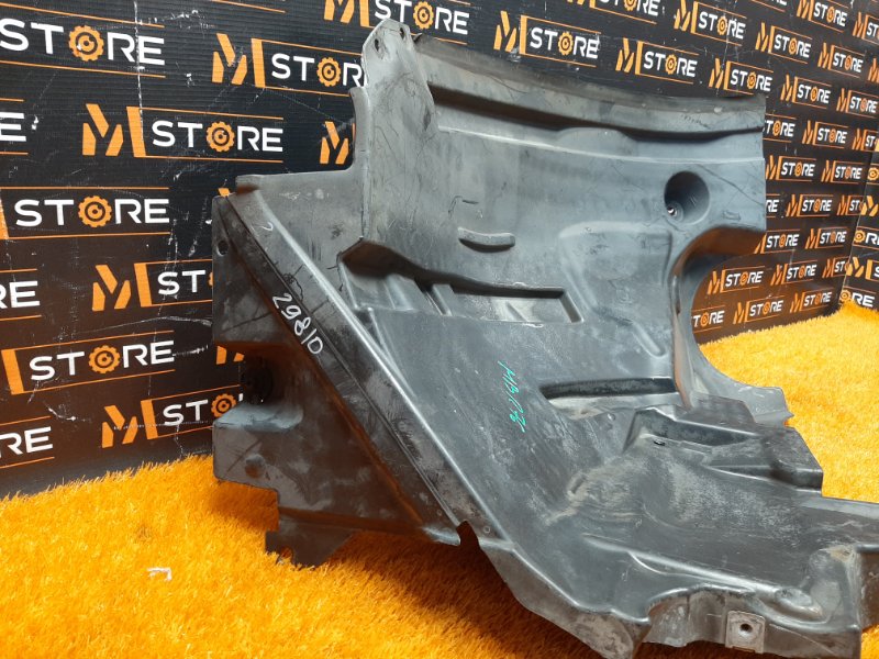 подкрылок, 3000 рублей, Красноярск