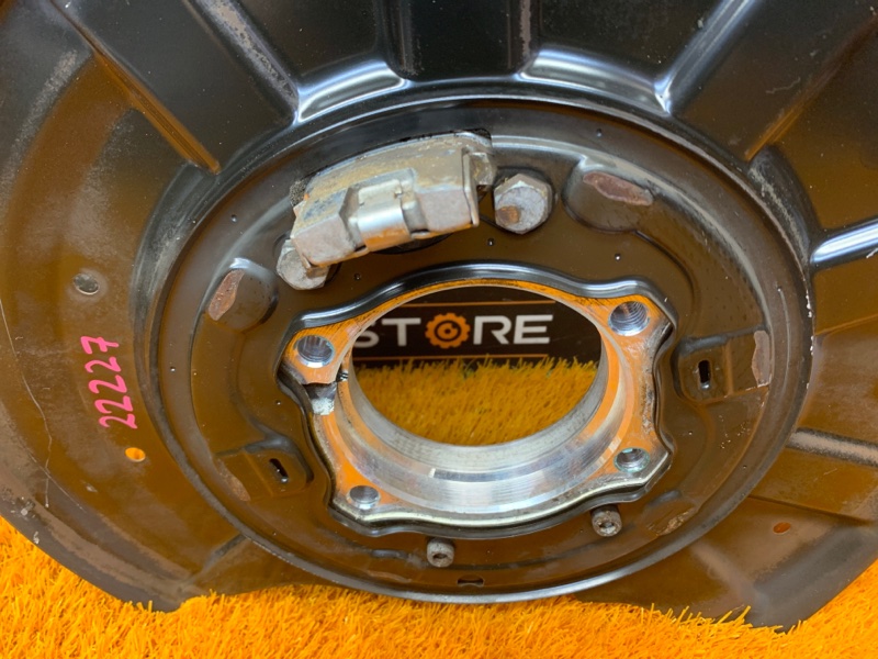 кулак поворотный, 1400 рублей, Красноярск