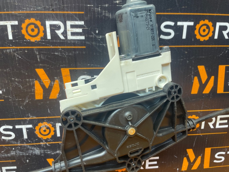 стеклоподъемник, 1000 рублей, Красноярск