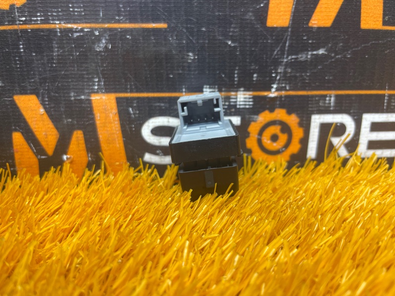 кнопка стеклоподъемника, 200 рублей, Красноярск