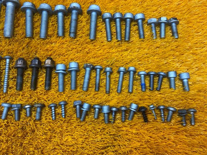 Болты и гайки ДВС, 800 рублей, Красноярск