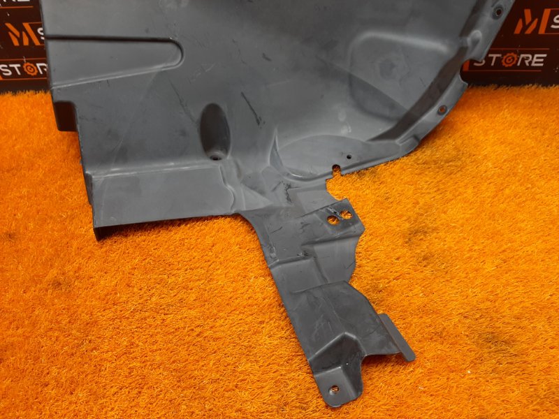 подкрылок, 1000 рублей, Красноярск