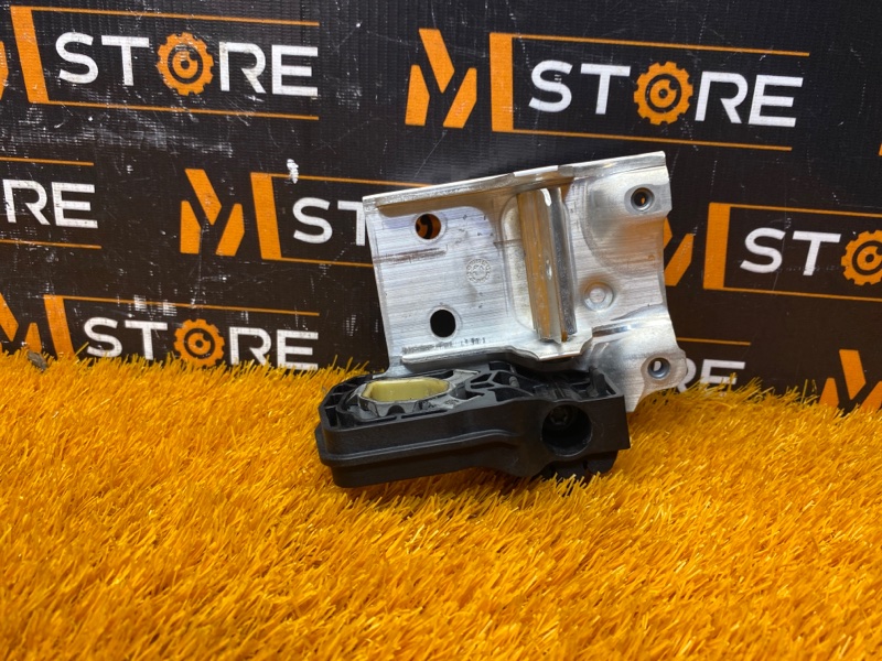 Кронштейн радиатора, 800 рублей, Красноярск