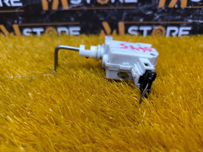 Замок лючка бензобака, 1040 рублей, Красноярск