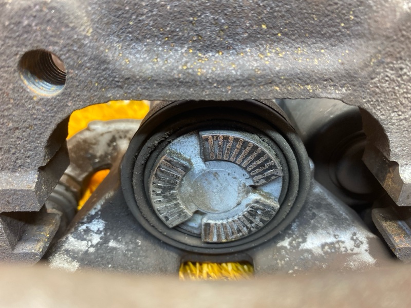 суппорт, 5000 рублей, Красноярск