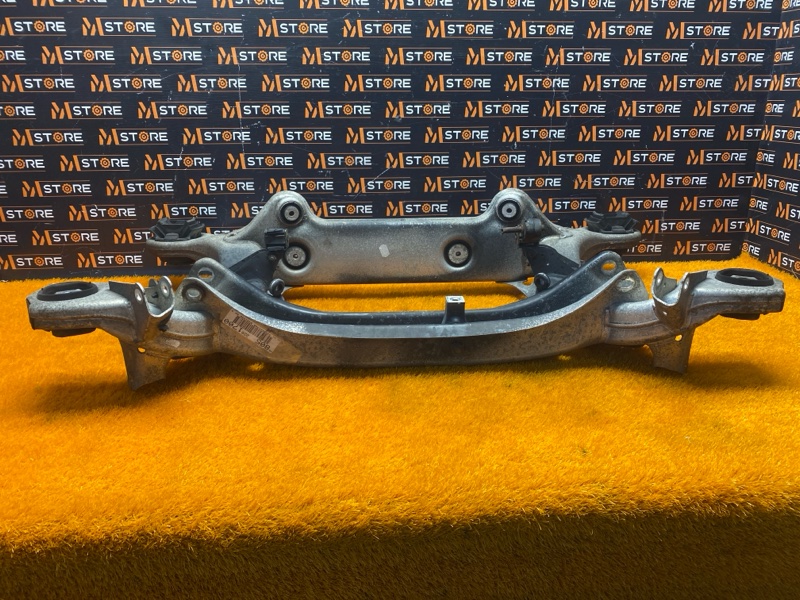 Балка поперечная (подрамник), 1240 рублей, Красноярск