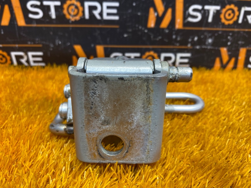 петля двери, 670 рублей, Красноярск