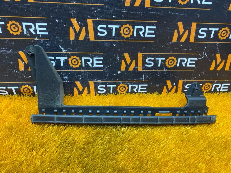 Направляющая стекла двери, 300 рублей, Красноярск