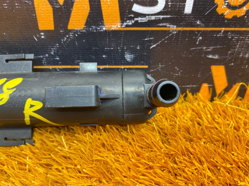 Форсунка омывателя фары, 1000 рублей, Красноярск