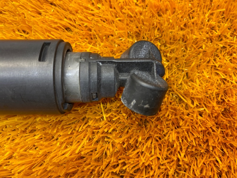 Форсунка омывателя фары, 1000 рублей, Красноярск