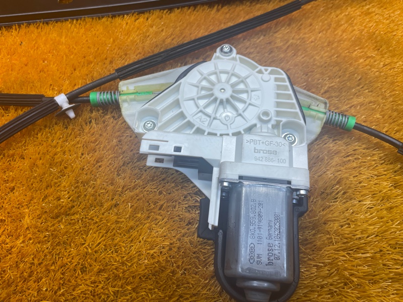 стеклоподъемник, 2000 рублей, Красноярск