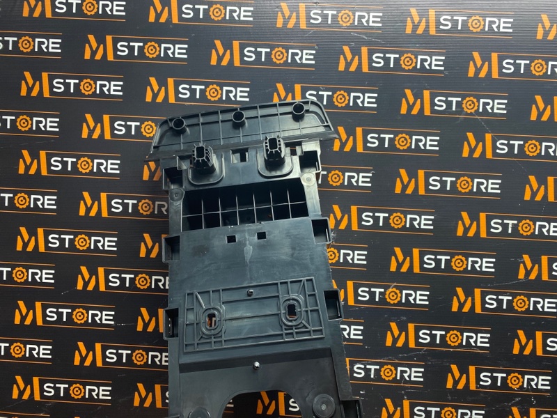 Консоль между сидений, 2000 рублей, Красноярск