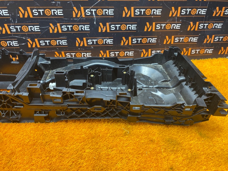 Консоль между сидений, 2000 рублей, Красноярск