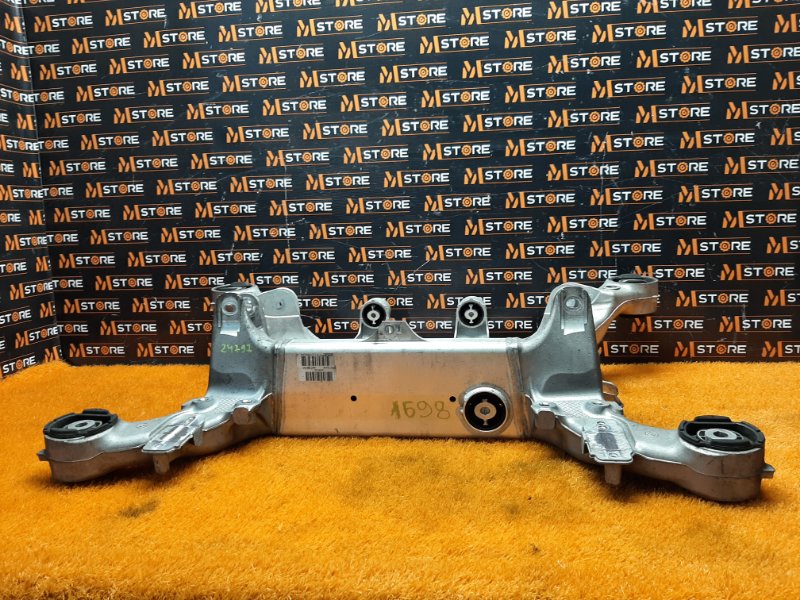 Балка поперечная (подрамник), 2500 рублей, Красноярск