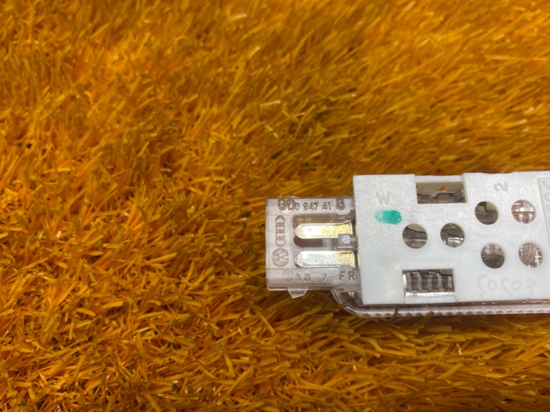 плафон освещения, 100 рублей, Красноярск