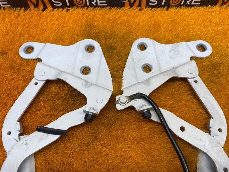 петля капота, 1360 рублей, Красноярск