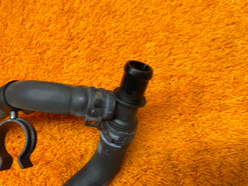 Патрубок системы охлаждения, 1500 рублей, Красноярск