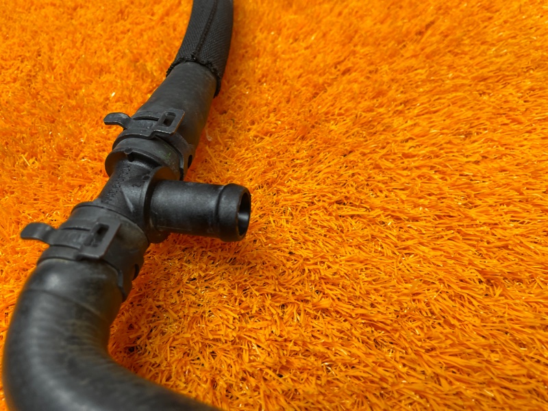 Патрубок системы охлаждения, 1500 рублей, Красноярск