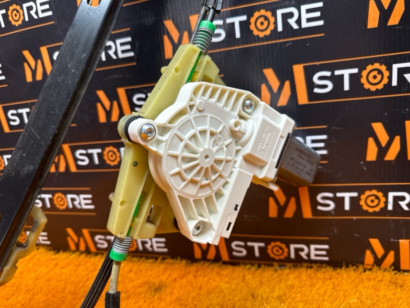 стеклоподъемник, 1000 рублей, Красноярск