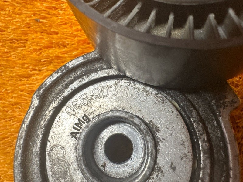 Натяжитель приводного ремня, 500 рублей, Красноярск