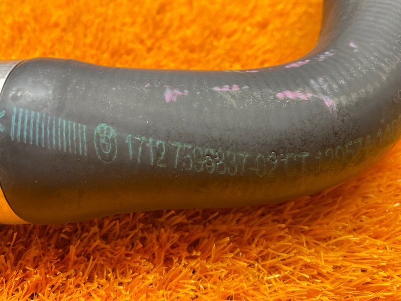 Патрубок радиатора верхний, 1640 рублей, Красноярск