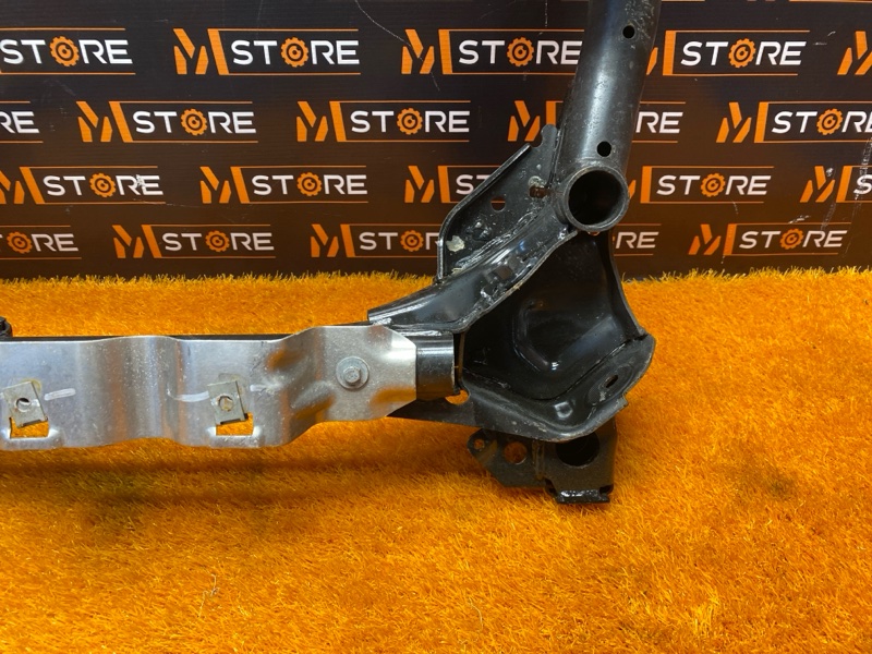 Балка поперечная (подрамник), 4000 рублей, Красноярск