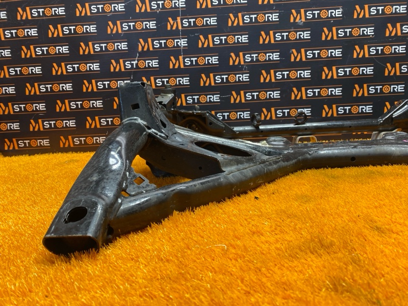 Балка поперечная (подрамник), 4000 рублей, Красноярск