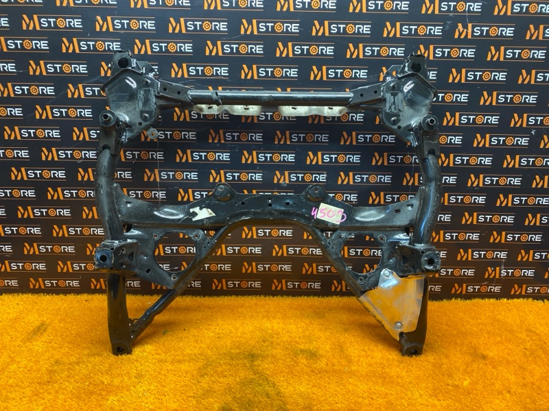 Балка поперечная (подрамник), 4000 рублей, Красноярск