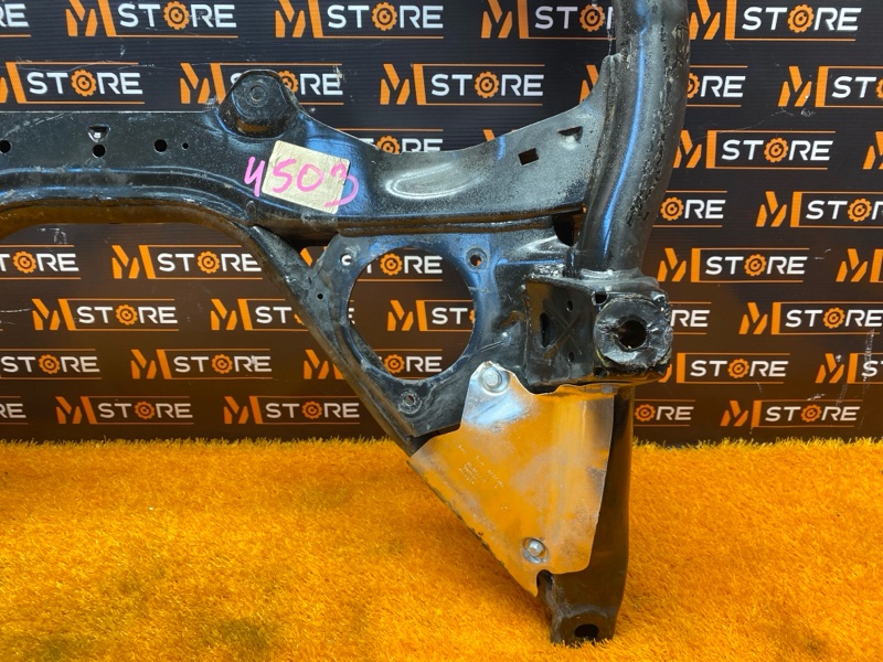 Балка поперечная (подрамник), 4000 рублей, Красноярск