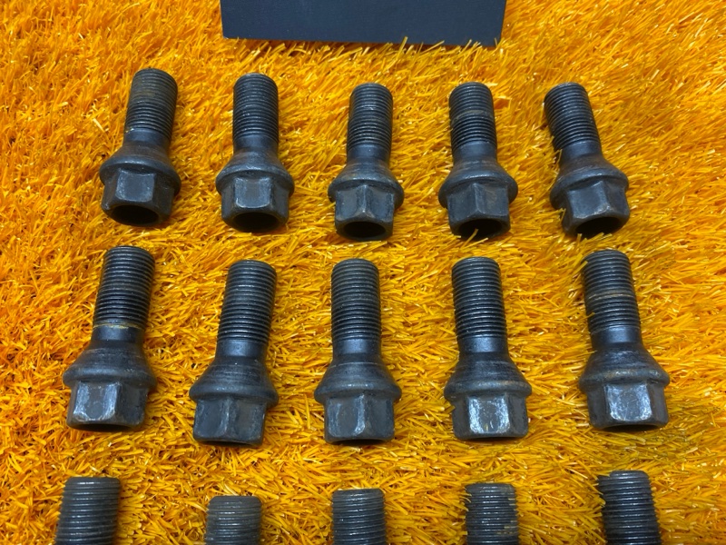 болт колесный, 1570 рублей, Красноярск