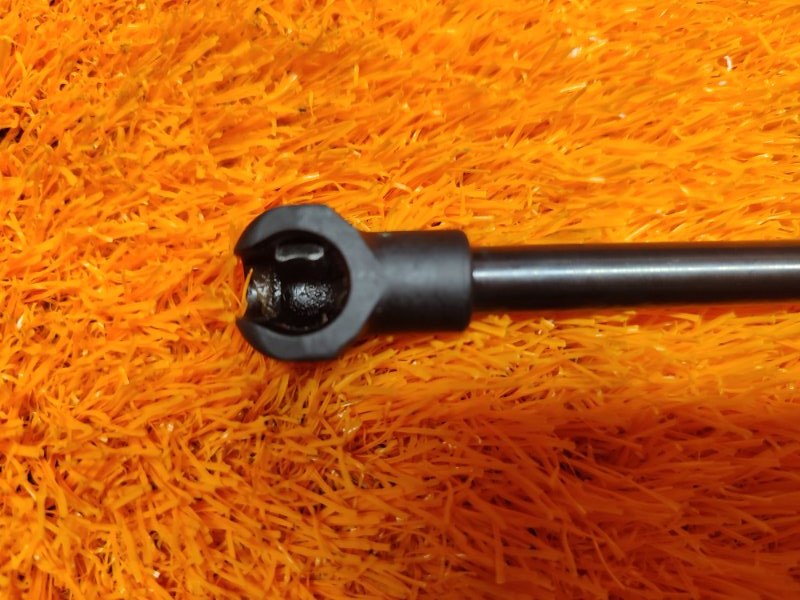 Амортизатор пола багажника, 500 рублей, Красноярск