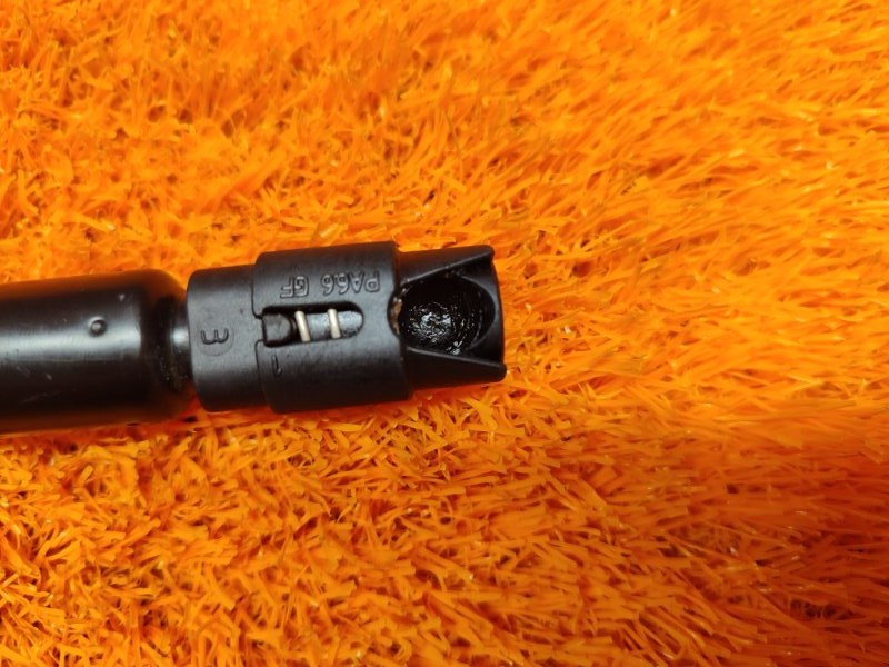 Амортизатор пола багажника, 500 рублей, Красноярск