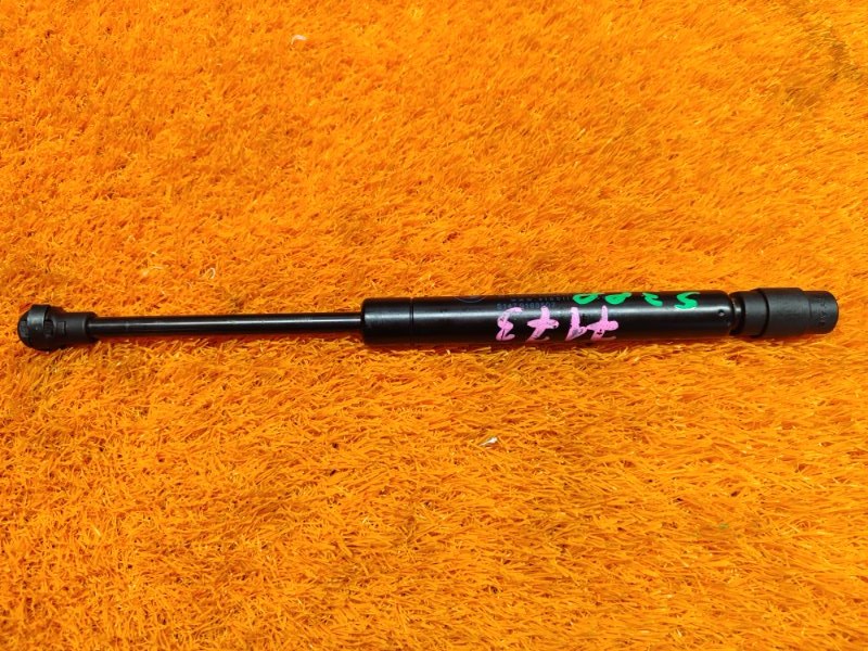 Амортизатор пола багажника, 500 рублей, Красноярск