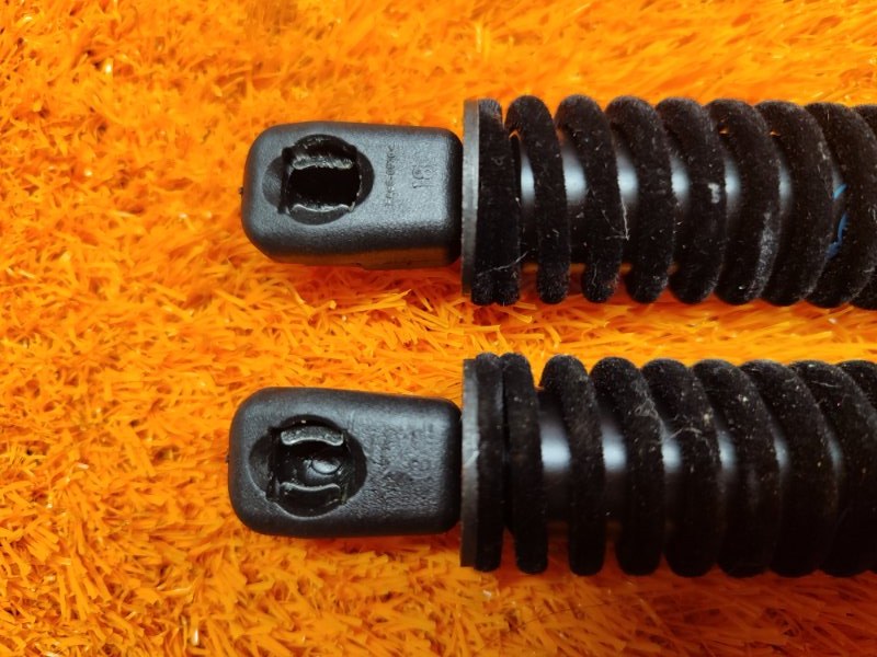 Амортизатор стекла багажника, 1500 рублей, Красноярск