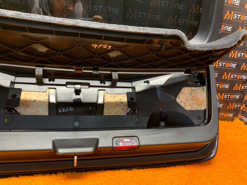 Крышка (дверь) багажника, 10500 рублей, Красноярск