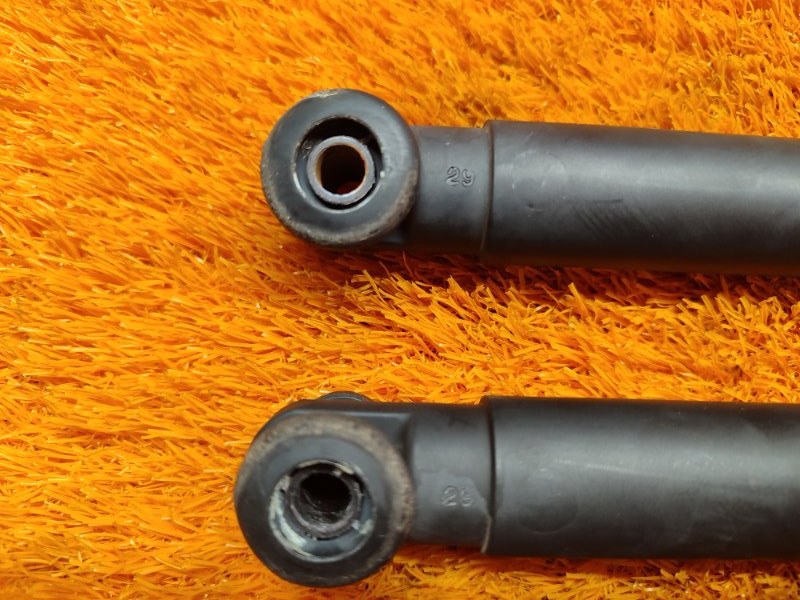 амортизатор багажника, 700 рублей, Красноярск