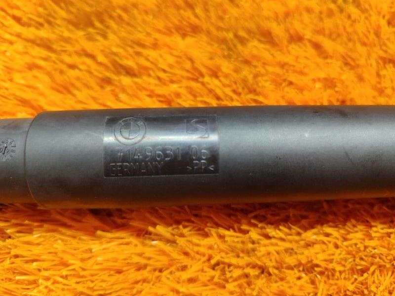 амортизатор багажника, 700 рублей, Красноярск