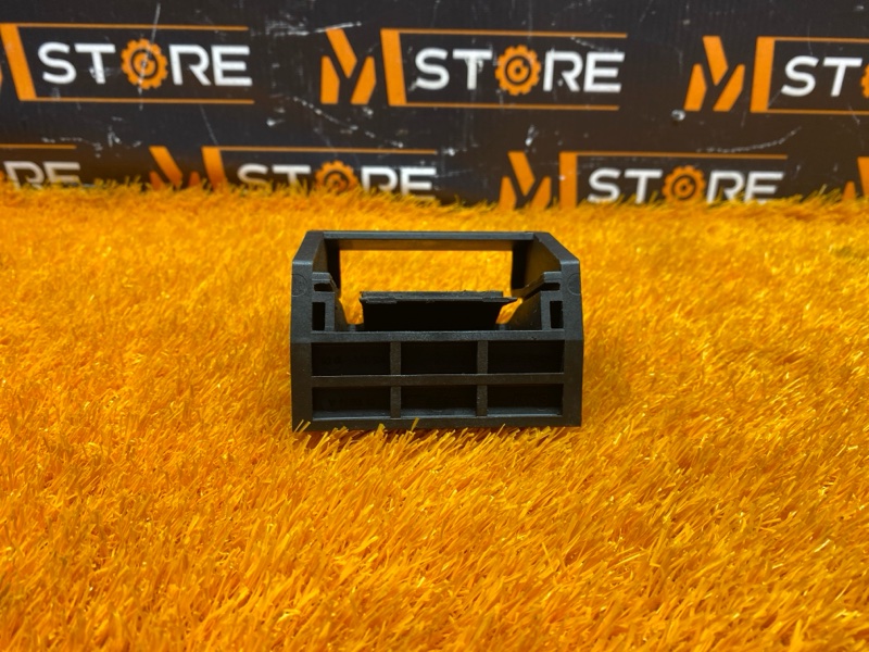 крепление радиатора, 300 рублей, Красноярск