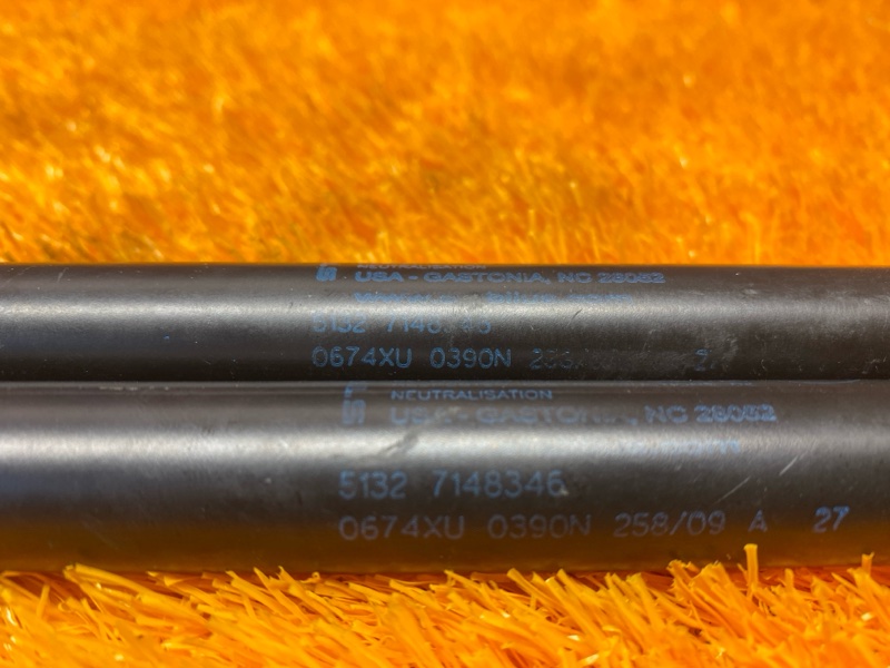 амортизатор капота, 500 рублей, Красноярск