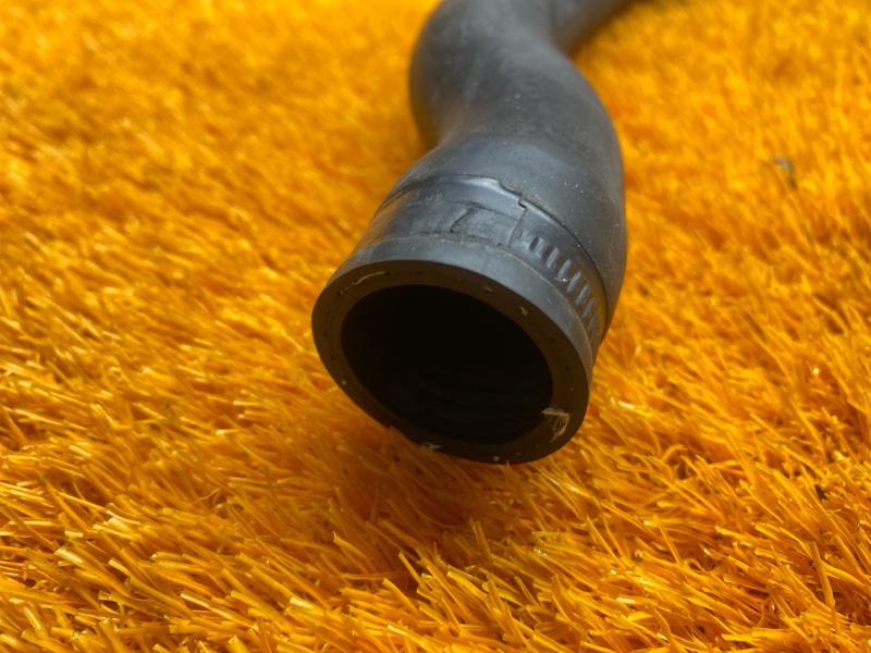 Патрубок системы охлаждения, 1300 рублей, Красноярск