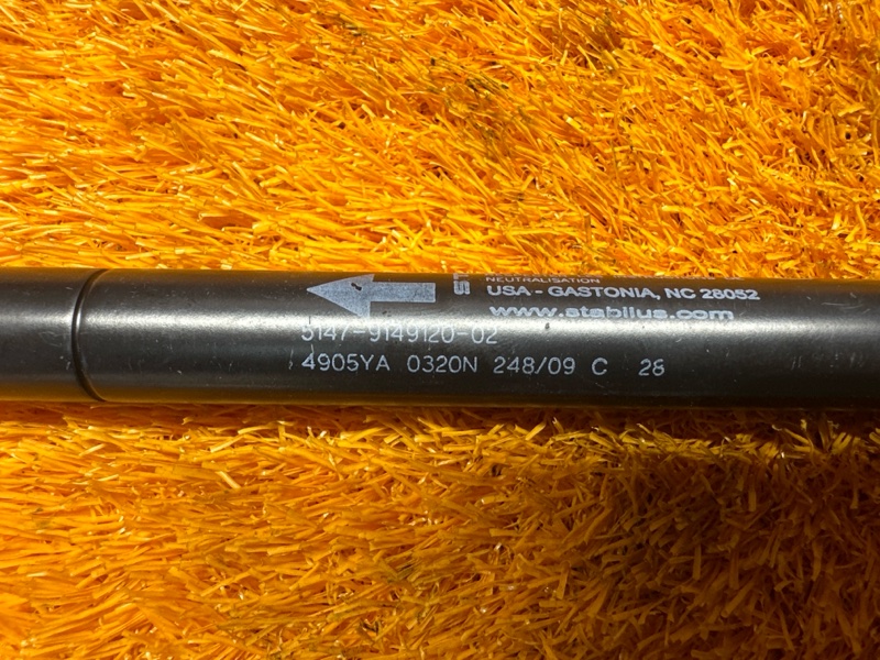 Амортизатор пола багажника, 900 рублей, Красноярск