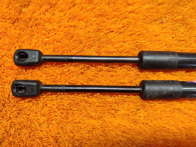 амортизатор капота, 900 рублей, Красноярск