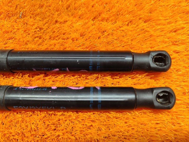 амортизатор капота, 900 рублей, Красноярск